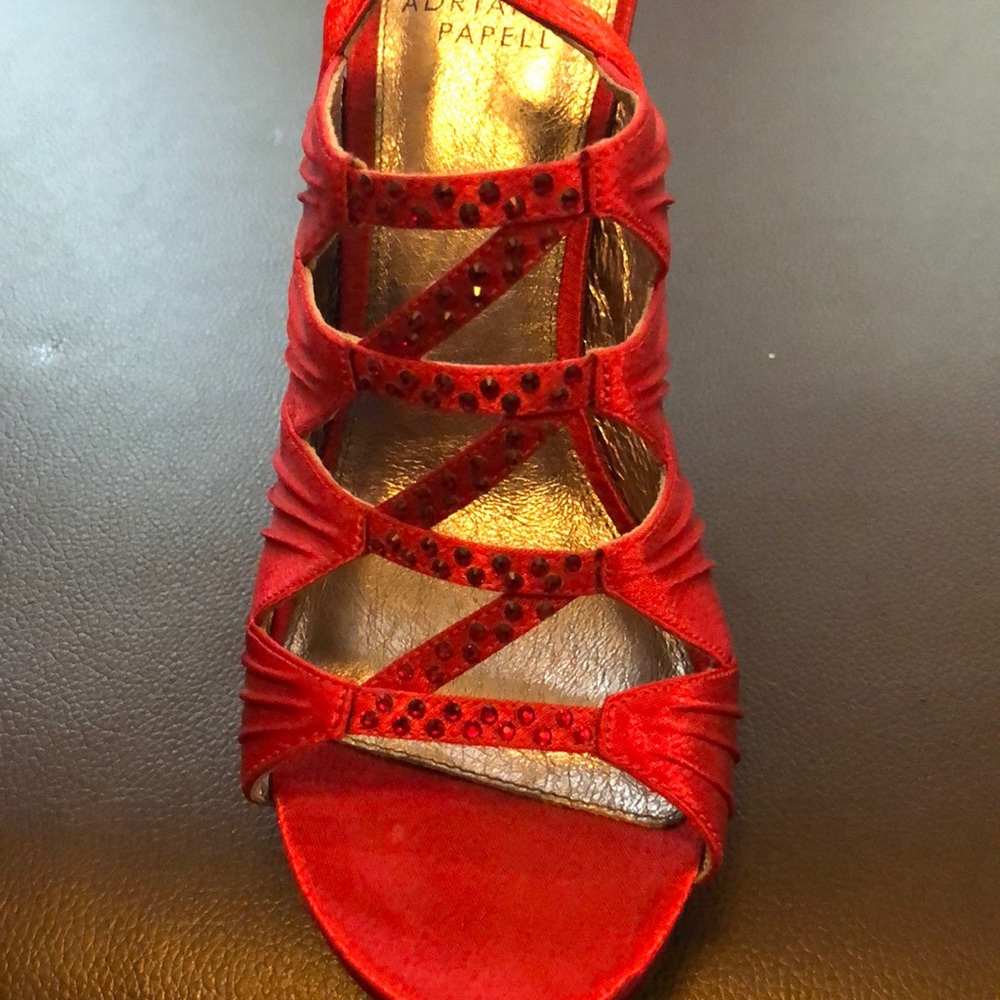 Heels - Picture 4 of 6